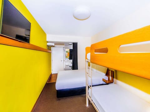 Standard Room, Multiple Beds | 1 bedroom, Egyptian cotton sheets, premium bedding, desk