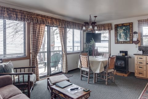 Cabin, 1 Bedroom, Lake View, Beachfront | Living area | Flat-screen TV, table tennis