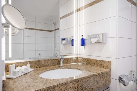 Free toiletries, hair dryer, towels