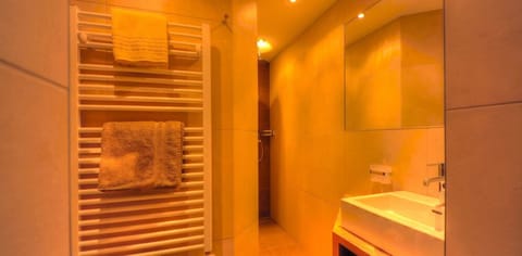 In-room safe, desk, soundproofing, free WiFi