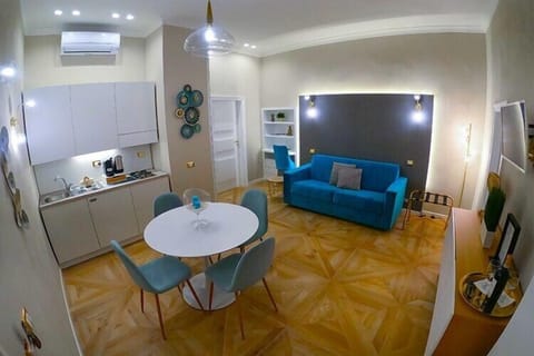 Deluxe Condo | 1 bedroom, hypo-allergenic bedding, down comforters, memory foam beds