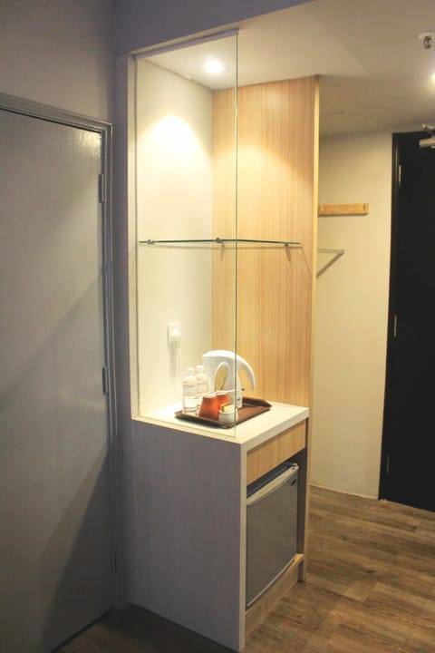 Minibar, desk, wheelchair access