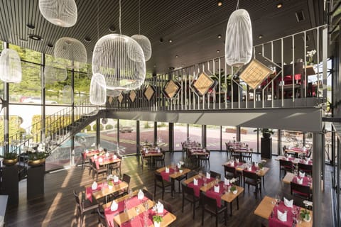 2 restaurants, Taiwanese cuisine