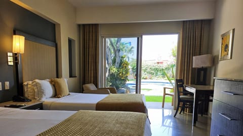 Executive room, Pool front, 2 double beds | Premium bedding, down comforters, pillowtop beds, in-room safe