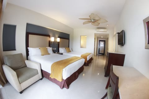 Executive Room, 2 Double Beds | Premium bedding, down comforters, pillowtop beds, in-room safe