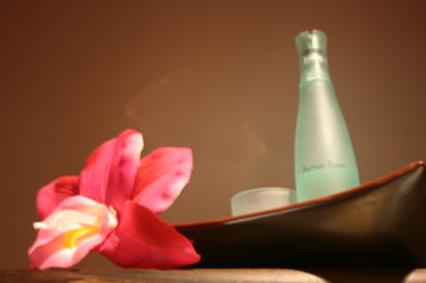 Turkish bath, body treatments, body wraps, body scrubs, facials