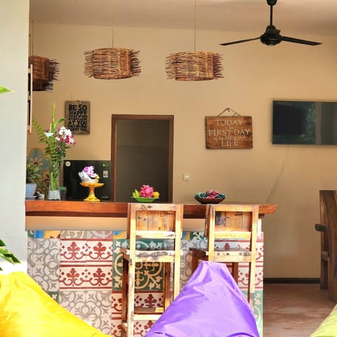 Deluxe Villa, 3 Bedrooms, Private Pool, Garden View | Private kitchen | Highchair
