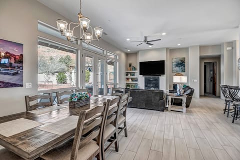 Dining Area with Seating for Eight