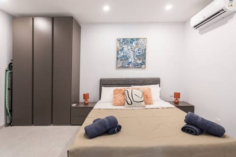 Design Apartment | Individually decorated, individually furnished, iron/ironing board