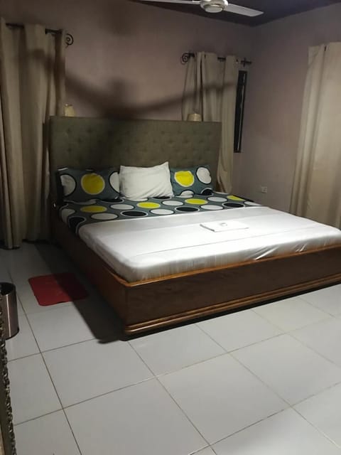 Premier Double Room | Egyptian cotton sheets, premium bedding, free WiFi