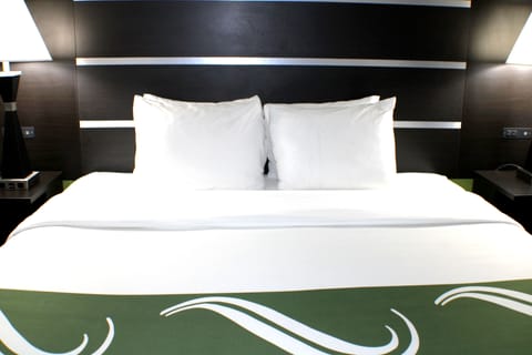 Premium bedding, down comforters, in-room safe, desk