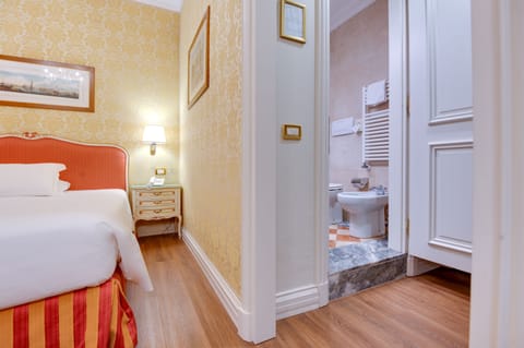 Superior Double Room Single Use | Premium bedding, pillowtop beds, minibar, in-room safe