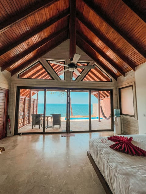 Luxury Bungalow, 1 King Bed, Ocean View | Premium bedding, pillowtop beds, in-room safe, individually decorated