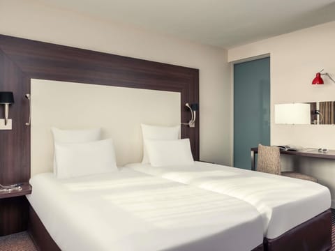Privilege, Room, 2 Twin Beds | Premium bedding, minibar, desk, soundproofing