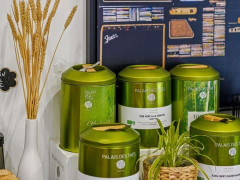 Daily buffet breakfast (EUR 19.9 per person)