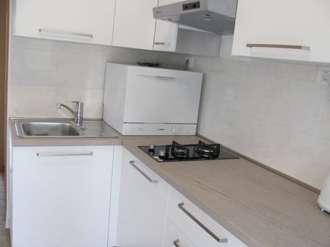 Standard Apartment, 1 Bedroom, Balcony, Bay View | Desk, free WiFi, bed sheets