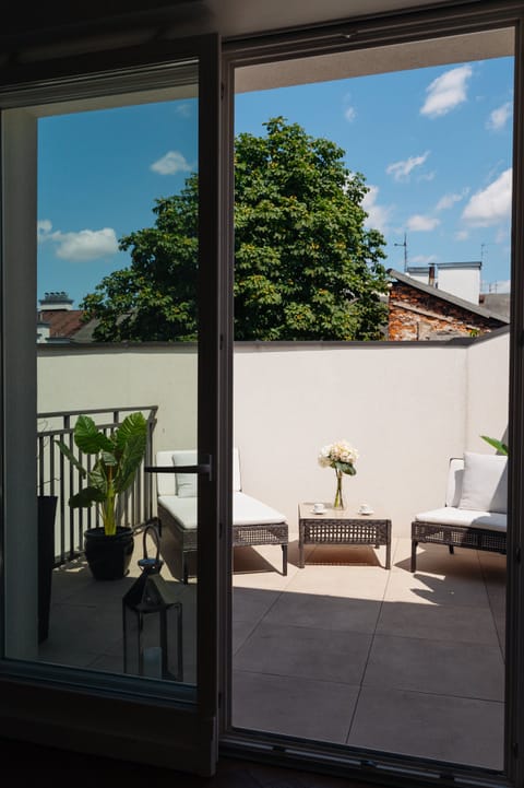 Grand Apartment | Terrace/patio