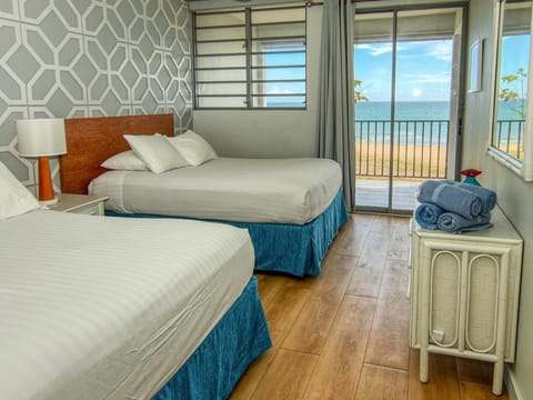 Superior Apartment, 1 Bedroom, Kitchen, Partial Ocean View | In-room safe, individually decorated, individually furnished