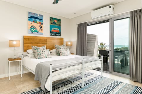 One Bedrooom Apartment - Beach Views | In-room safe, free WiFi, bed sheets