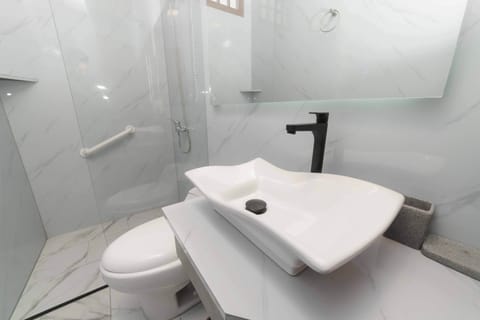 Suite, 1 Bedroom | Bathroom | Shower, free toiletries, hair dryer, towels