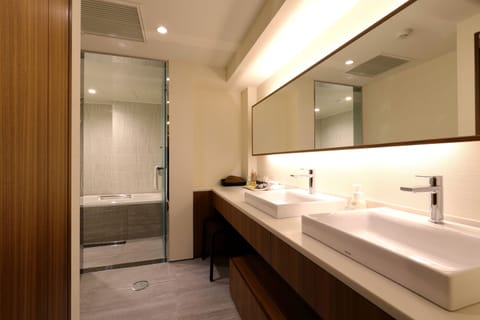 Luxury Japanese Western Room, Non Smoking | Bathroom | Shower, free toiletries, hair dryer, slippers