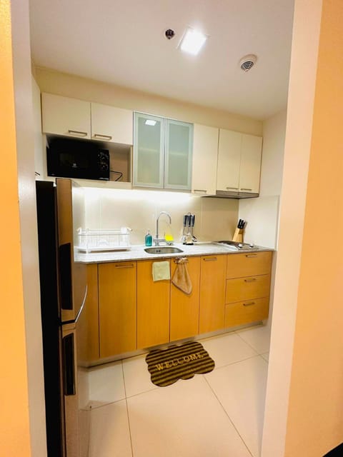 Standard Suite | Private kitchen | Mini-fridge, dishwasher