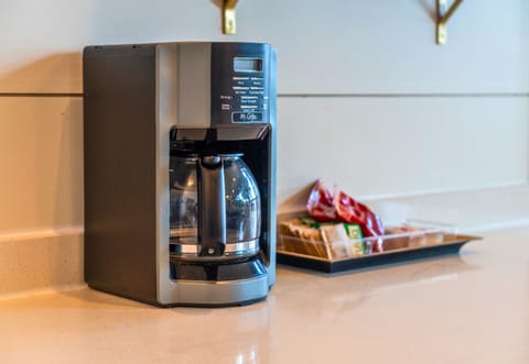 Morning coffee starts here—easy brew station ready for your vacation fuel.