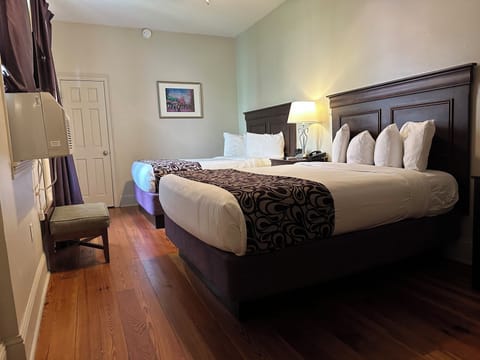 Deluxe Room, 2 Queen Beds | Premium bedding, pillowtop beds, in-room safe, individually decorated