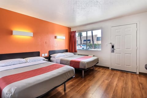 Standard Room, 2 Double Beds, Non Smoking | Free WiFi, bed sheets