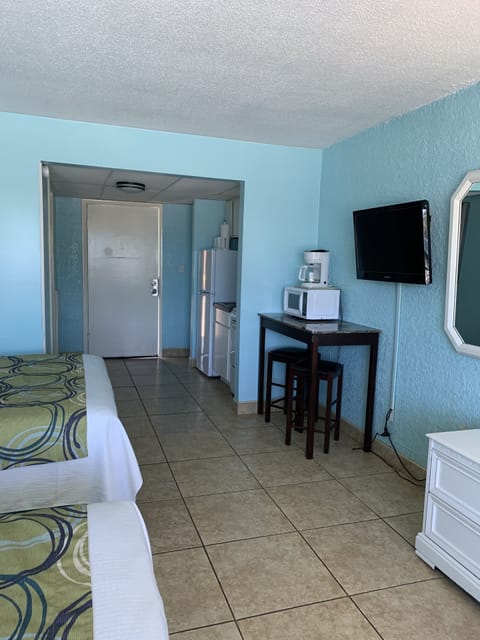 Room, 2 Queen Beds, Balcony, Ocean View | Iron/ironing board, free WiFi, bed sheets