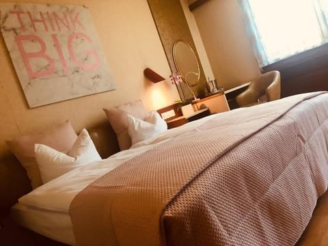 Double Room | In-room safe, desk, soundproofing, free cribs/infant beds