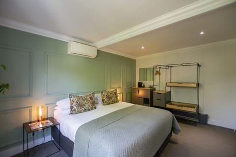 Luxury Double or Twin Room | Minibar, in-room safe, individually decorated, free WiFi