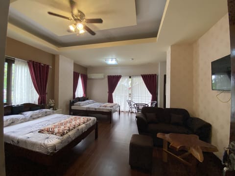 Economy Double or Twin Room | In-room safe, individually decorated, individually furnished