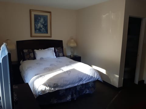 Family Double Room - No pets allow | Egyptian cotton sheets, premium bedding, individually furnished