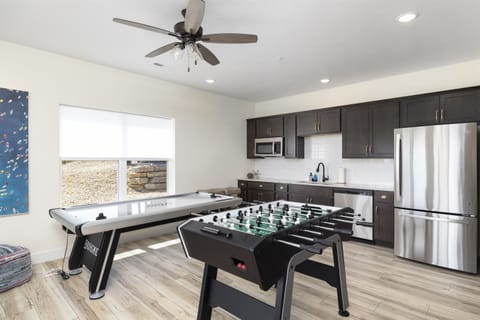 Air Hockey & Fooseball