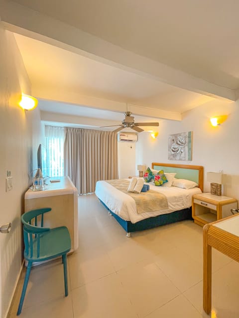 Junior Suite, 2 Bedrooms, Private Bathroom | Pillowtop beds, in-room safe, desk, laptop workspace