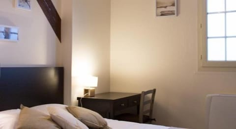 Classic Double Room, City View | Iron/ironing board, free WiFi