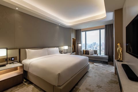 Presidential Suite, 1 Twin Bed | Minibar, in-room safe, individually decorated, individually furnished