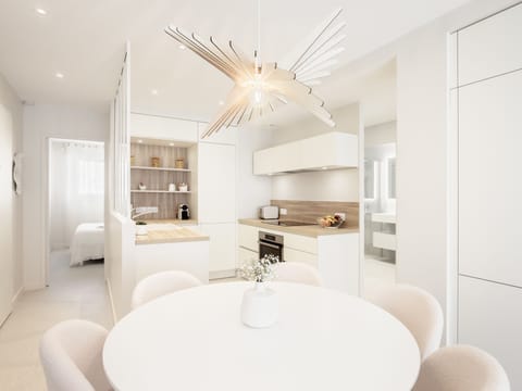 Vue générale de la cuisine et du séjour