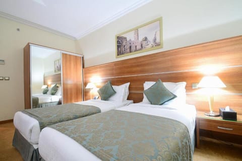 Standard Double or Twin Room | In-room safe, iron/ironing board, free WiFi