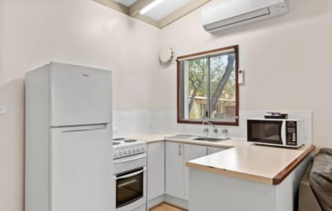 Standard 2 Bedroom Cabin - Sleeps 4 | Private kitchen | Fridge, microwave, stovetop, coffee/tea maker