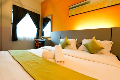 Superior Double Room | Desk, free WiFi, bed sheets