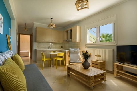 For guests looking for a bit more privacy; a fully equipped studio with all the amenities