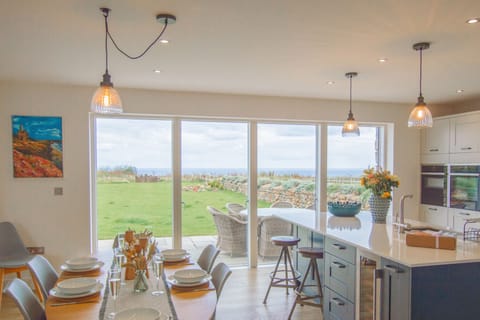 Polberro Cottage, Ground Floor: Appreciate breathtaking sea views