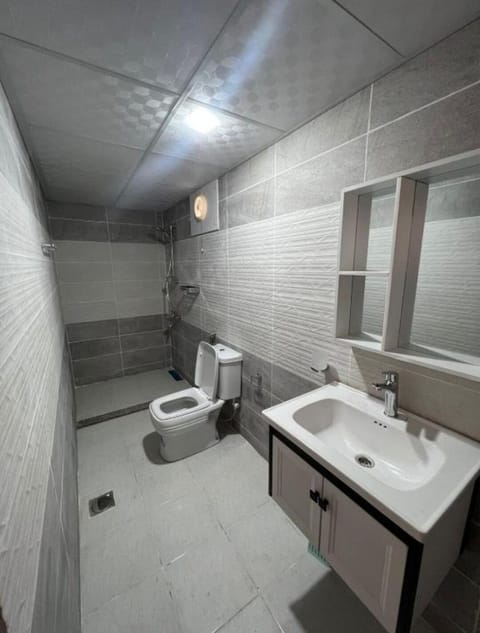 Panoramic Triple Room | Bathroom | Bathrobes, bidet, soap, shampoo