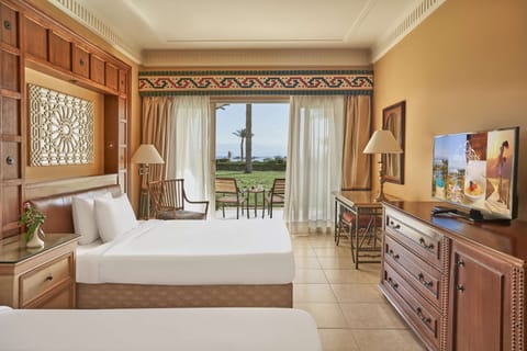 Plaza Room Twin Bed | View from room