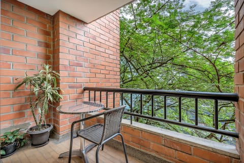 Apartment, 2 Bedrooms (105) | Balcony