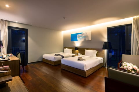 Villa, 5 Bedrooms | 3 bedrooms, premium bedding, minibar, in-room safe
