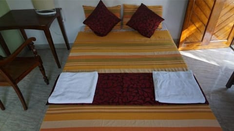 Standard Room | Premium bedding, individually decorated, individually furnished, desk