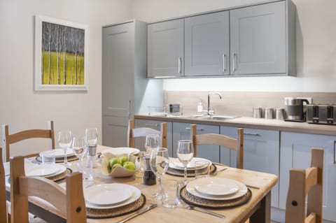 Three Bedroom Apartment | Private kitchen